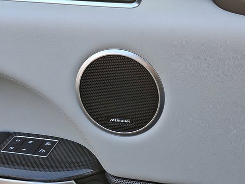 Used 2022 Land Rover Range Rover Sport SVR Carbon Edition image 24