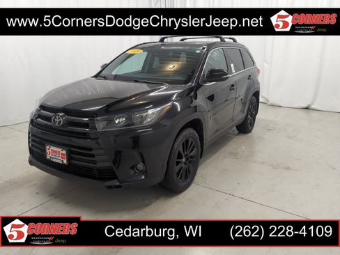 Used 2019 Toyota Highlander AWD V6 image 1