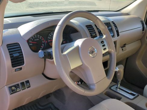 Used 2008 Nissan Frontier SE w/ SE Value Truck Pkg image 13