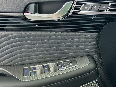 Certified 2024 Hyundai Palisade Calligraphy image 18