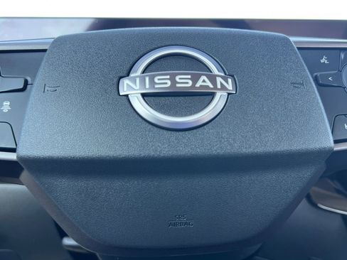 New 2026 Nissan Sentra SV w/ SV Convenience Package FWD image 5