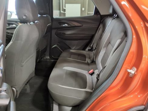 Used 2022 Chevrolet TrailBlazer LT AWD/4WD image 14