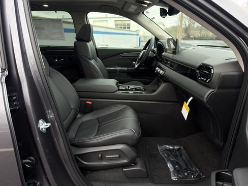Used 2026 Honda Pilot Touring image 27