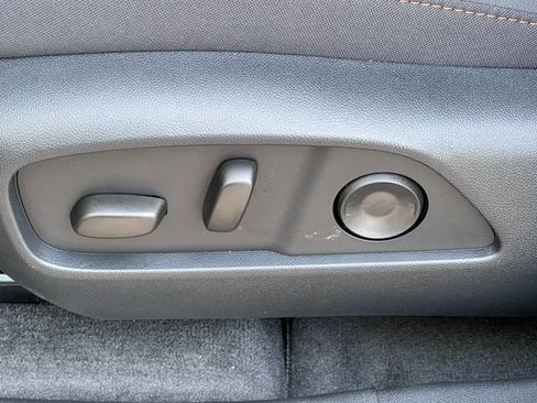 New 2026 Chevrolet Equinox ACTIV w/ Convenience Package III AWD/4WD image 10