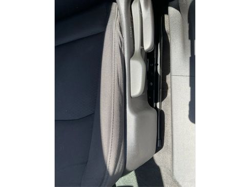 Used 2017 Chevrolet Malibu LS FWD image 18