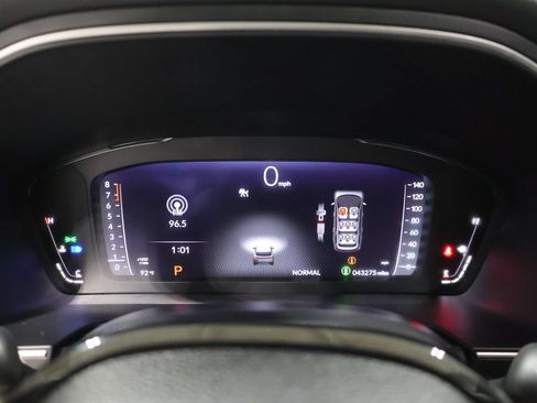 Used 2024 Honda Pilot Elite image 41