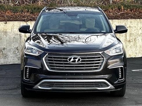 Used 2017 Hyundai Santa Fe SE AWD/4WD image 8