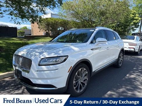 Used 2021 Lincoln Nautilus Reserve w/ Cargo Utility Package AWD/4WD image 3