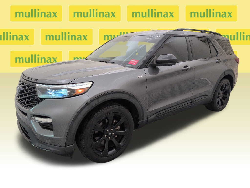 Used 2023 Ford Explorer ST-Line w/ Class IV Trailer Tow Package RWD image 11