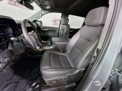 Used 2025 Chevrolet Silverado 1500 RST w/ Convenience Package II AWD/4WD image 26