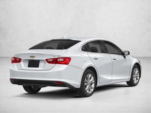 Used 2024 Chevrolet Malibu LT image 4