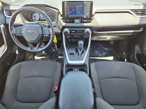 Used 2021 Toyota RAV4 LE w/ Carpet Mat Package (TMS) FWD image 15