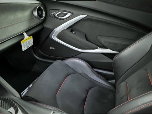 Used 2020 Chevrolet Camaro ZL1 image 35