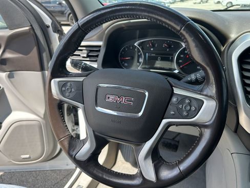 Used 2018 GMC Acadia SLT AWD/4WD image 8
