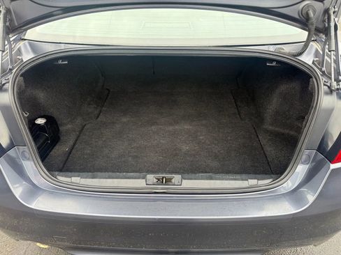 Used 2016 Subaru Legacy 2.5i Premium image 13