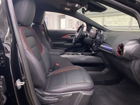 Used 2024 Chevrolet Equinox EV RS image 20