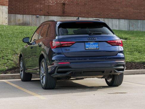 Used 2023 Audi Q3 2.0T Premium Plus w/ Premium Plus Package AWD/4WD image 5