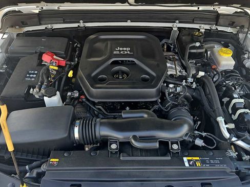 Used 2021 Jeep Wrangler Unlimited Sport AWD/4WD image 17