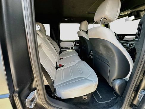 Used 2024 Mercedes-Benz G 550 image 29