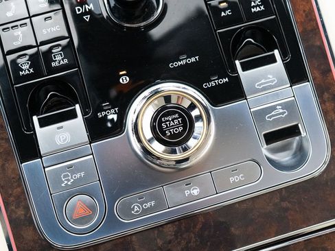 Used 2023 Bentley Continental GT Azure AWD/4WD image 39