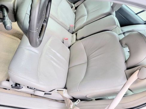 Used 2004 Buick Le Sabre Custom w/ Platinum Edition FWD image 9