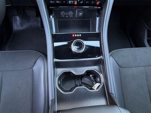 New 2025 Jeep Grand Cherokee L Altitude image 17