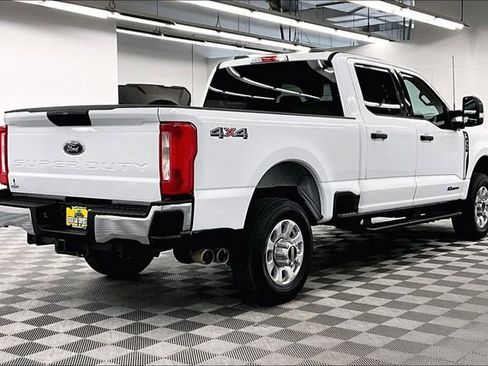Used 2023 Ford F350 XLT image 13