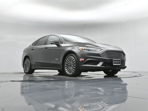 Used 2018 Ford Fusion Energi SE image 44