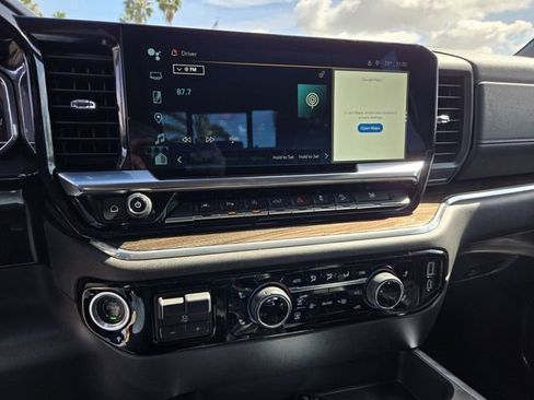 Used 2023 Chevrolet Silverado 1500 LT Trail Boss w/ LT Trail Boss Premium Package image 21