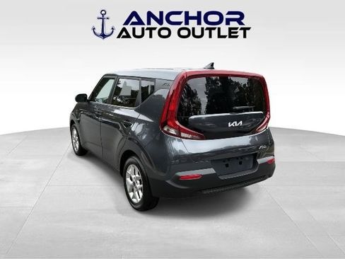 Used 2022 Kia Soul LX w/ Technology Package image 8