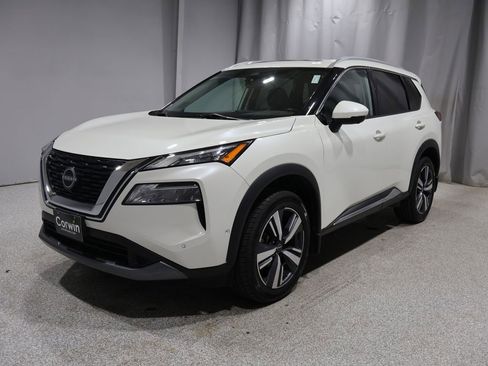 Used 2023 Nissan Rogue SL w/ SL Premium Package image 6