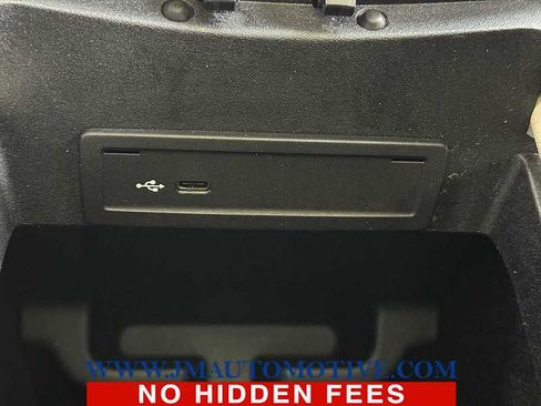 Used 2021 Mercedes-Benz GLE 350 4MATIC image 39