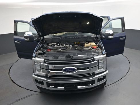 Used 2017 Ford F250 Lariat w/ Lariat Ultimate Package image 48