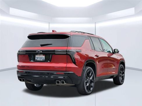 Used 2024 Chevrolet Traverse RS AWD/4WD image 5