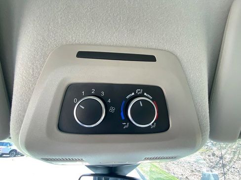 Used 2023 Ford Transit 350 XLT RWD image 40