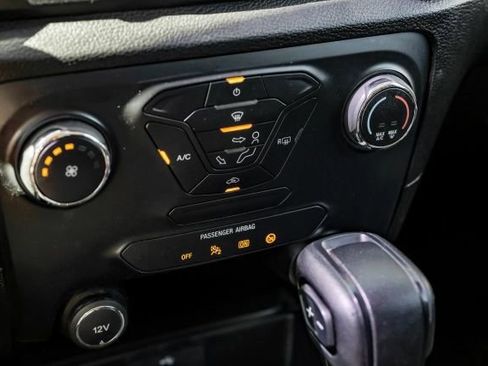Used 2019 Ford Ranger XLT image 24