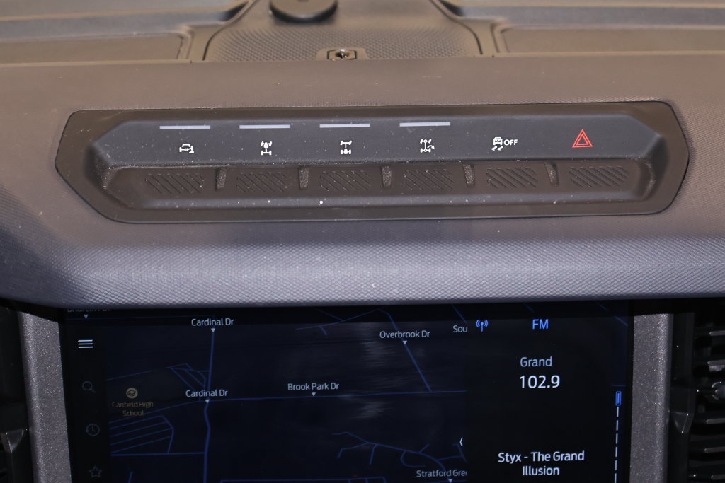 Certified 2025 Ford Bronco Badlands AWD/4WD image 25