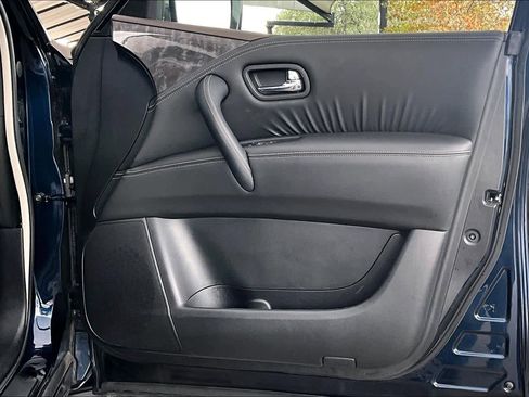 Certified 2022 Nissan Armada Platinum image 21