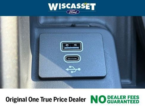 New 2025 Ford Expedition Active AWD/4WD image 16