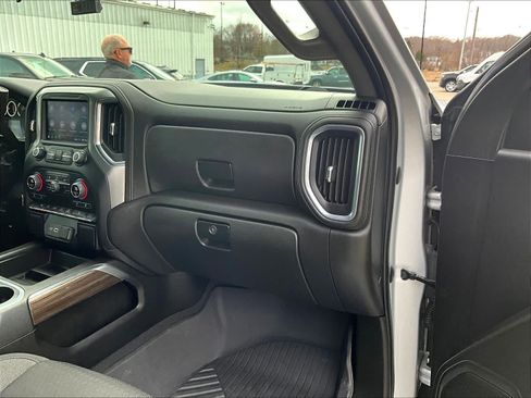 Used 2022 Chevrolet Silverado 1500 RST w/ Safety Package image 13