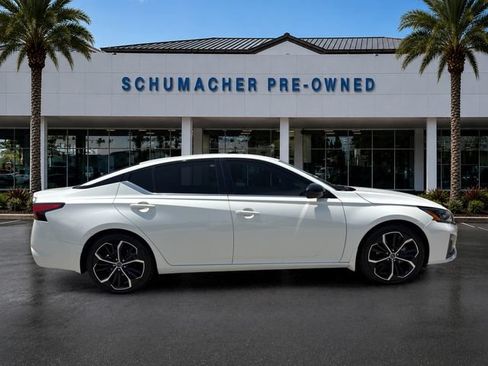 Used 2023 Nissan Altima 2.5 SR FWD image 8