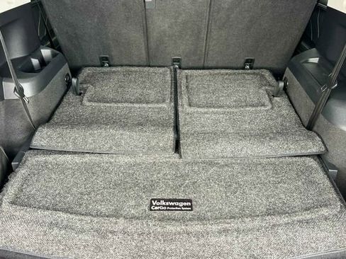 Certified 2022 Volkswagen Tiguan SE image 15