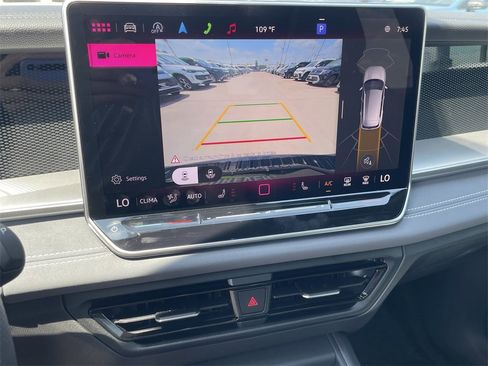 New 2025 Volkswagen Tiguan SE R-Line image 20