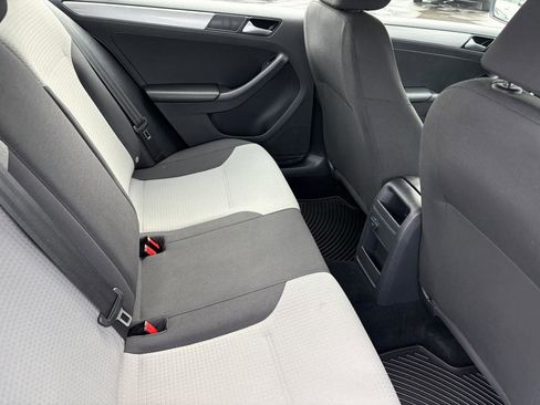 Used 2018 Volkswagen Jetta S image 23