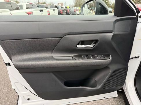 New 2026 Nissan Kicks SV w/ Cold Weather Package image 10