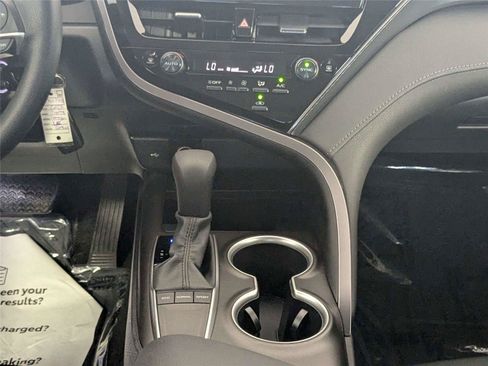 Certified 2023 Toyota Camry LE FWD image 40