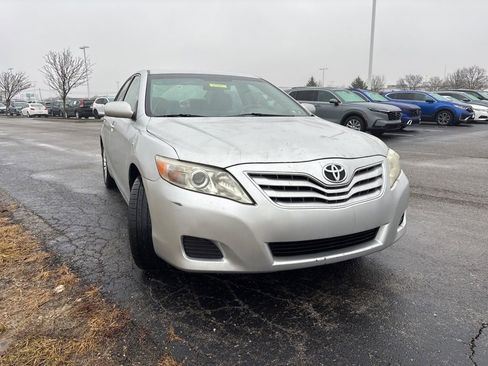 Used 2011 Toyota Camry LE image 11