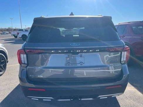 New 2026 Ford Explorer Active w/ Active Comfort Package RWD image 7