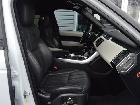 Used 2016 Land Rover Range Rover Sport Supercharged image 18