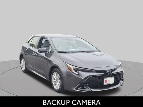 Certified 2026 Toyota Corolla SE FWD image 3